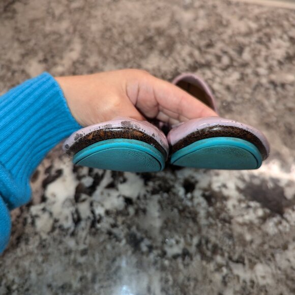 Lavender patent leather Tieks SZ 7 - Picture 6 of 7